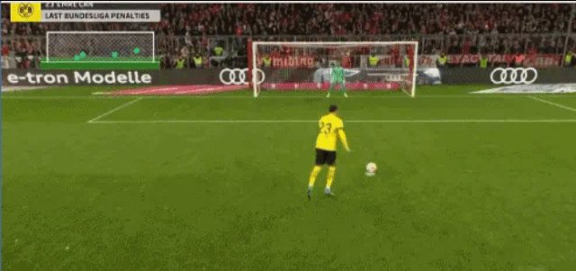 1680375273213011286.gif 九游体育-【德甲】穆勒2球,多特门将超巨失误,拜仁4比2回榜首