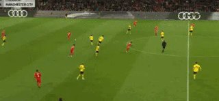 1680376762025009826.gif 九游体育-【德甲】穆勒2球,多特门将超巨失误,拜仁4比2回榜首