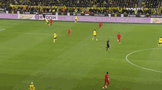 多特战平拜仁收获好评 吉滕斯闪光沙欣战术对头